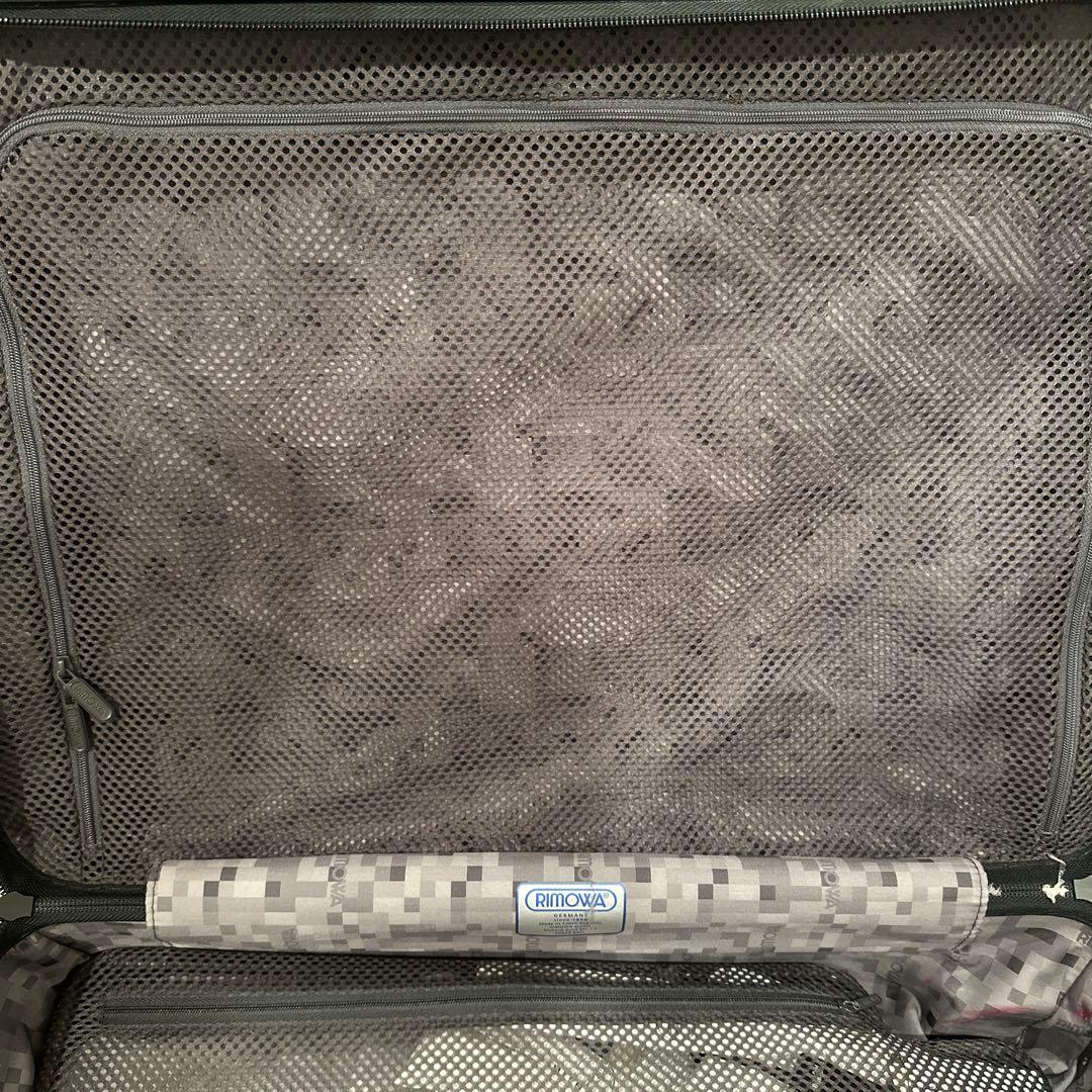 RIMOWA（リモワ） サルサ2輪 希少モデルTSA搭載 艶消黒35L機内持込可