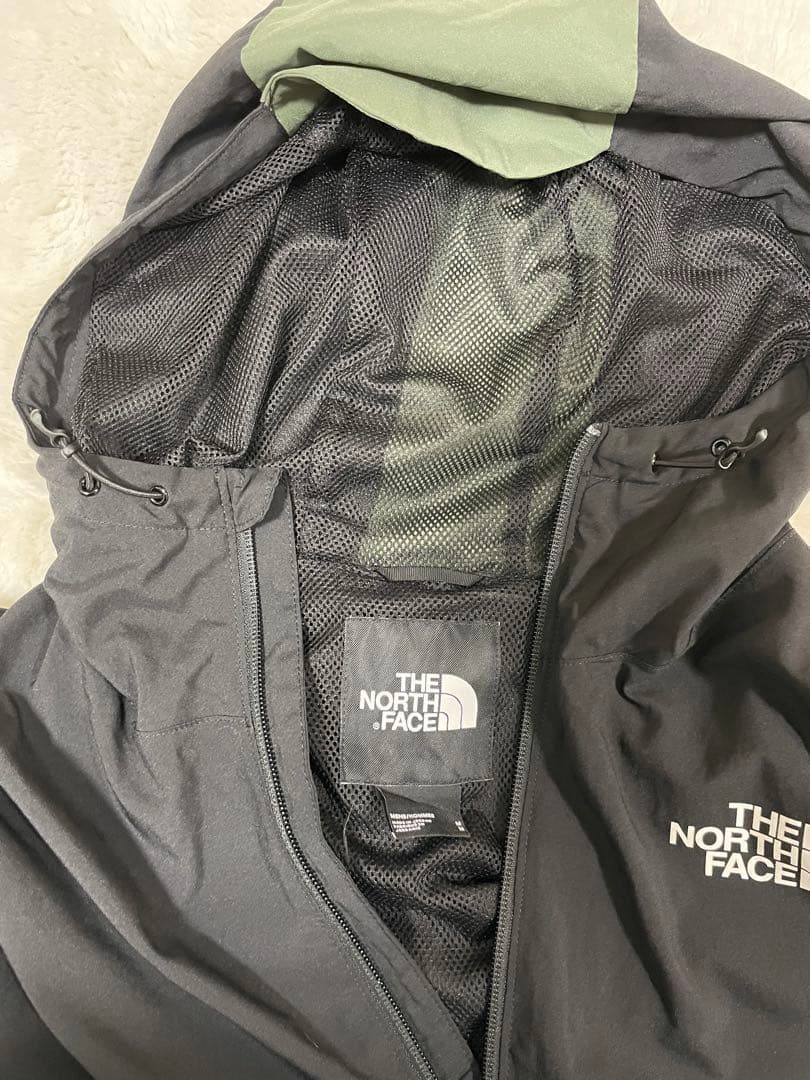 THE NORTH FACE パーカー　Mサイズ