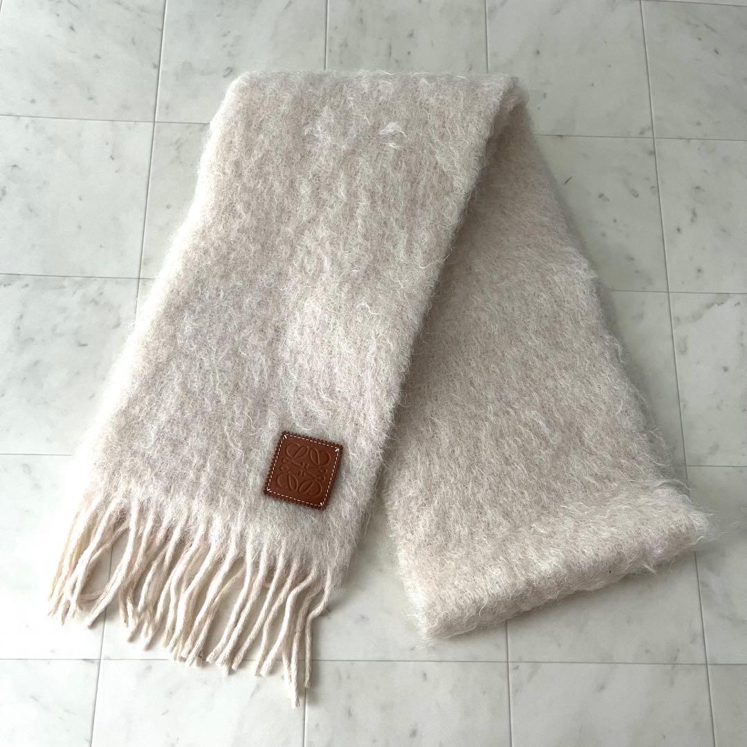 2024年モデル♡ロエベ モヘアマフラー フリンジ レザーパッチ ホワイト