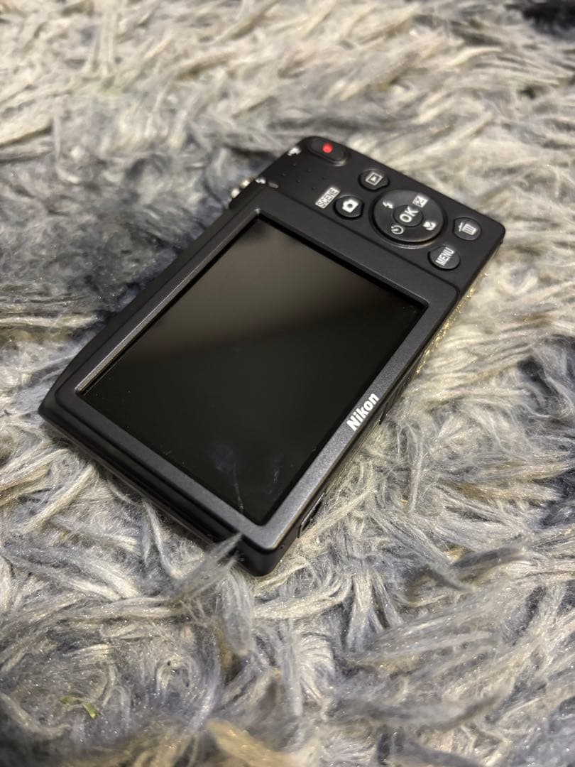 【完動極美品】Nikon COOLPIX A100 シルバー