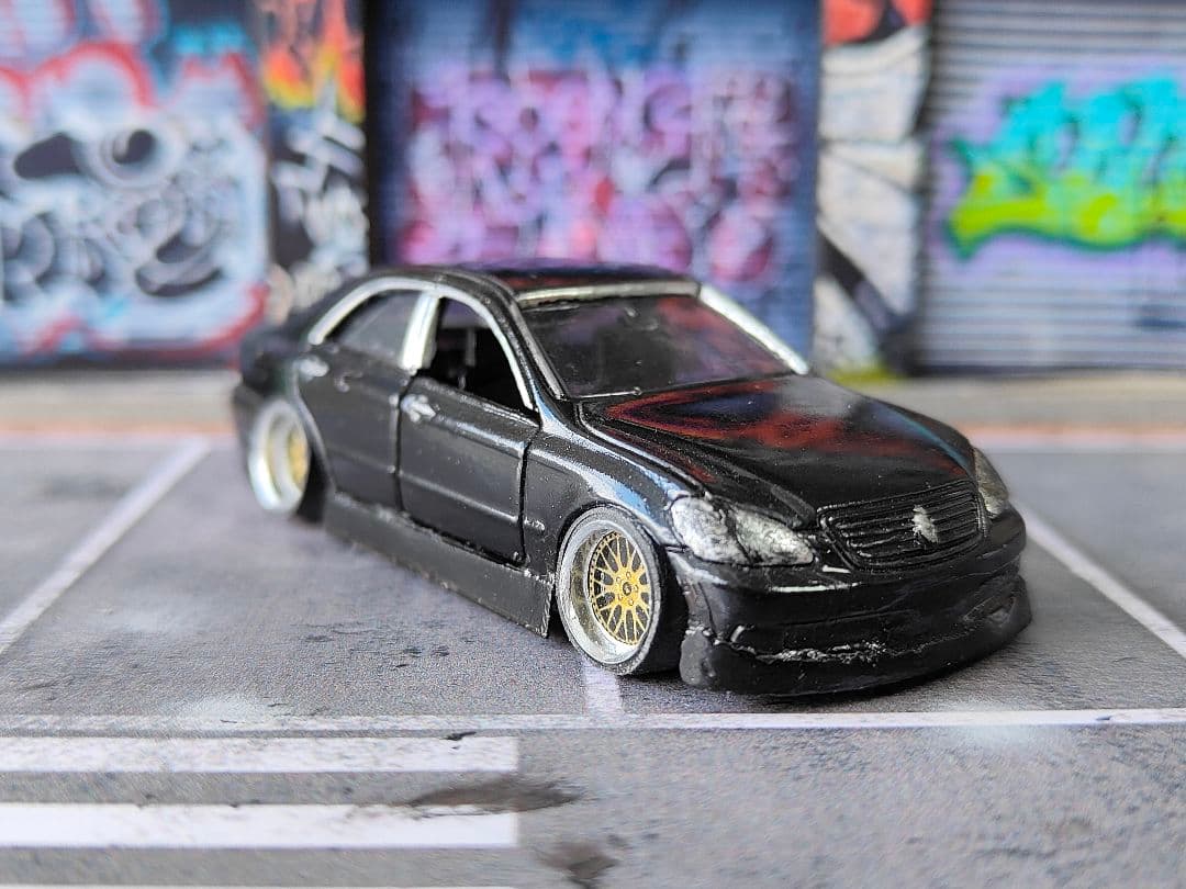 トミカ改造 トヨタ ゼロクラウンエアロ 廃盤VIP ☆深リム ホットウィール