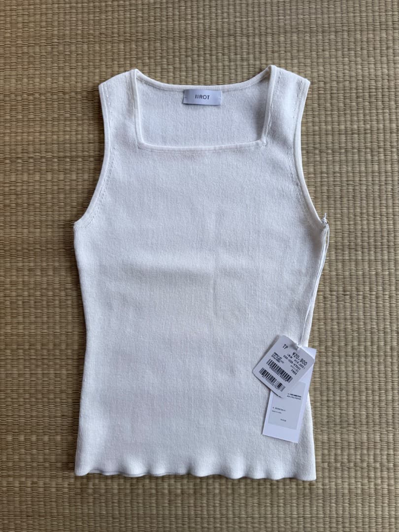 新品　IIROT スクエットネック 和紙　ホワイトタンクトップ