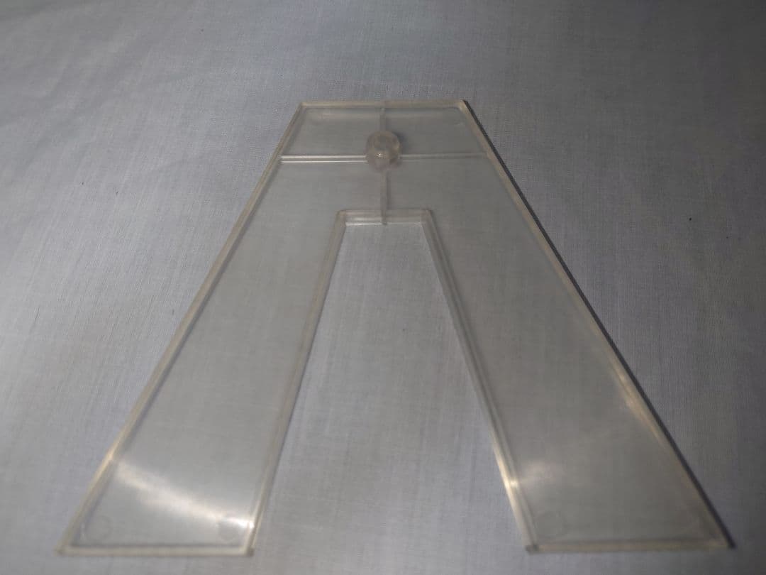 NECA エイリアン クイーン デラックスアクションフィギュア