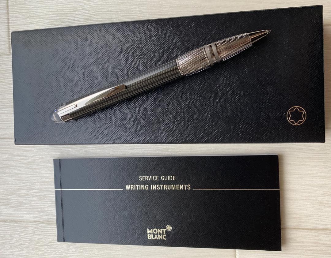 美品 モンブラン モンブラン スターウォーカーアルティメットカーボン ボールペン