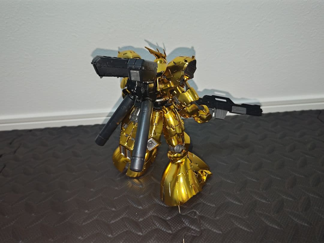 美品 サザビー ゴールドコーティングVer. 海外製 1/144