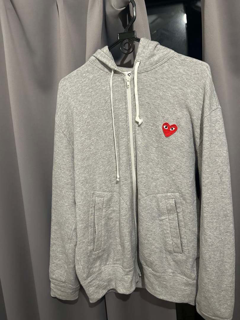 COMME des GARÇONS PLAY グレー パーカー L