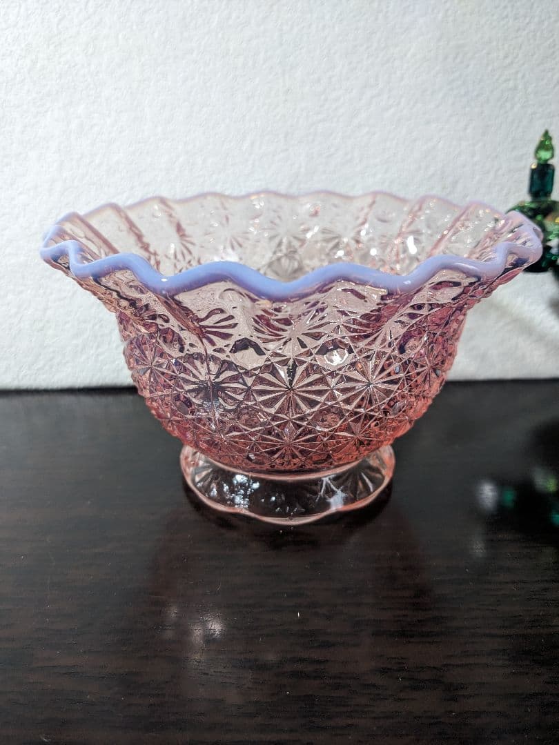 L.E.Smith ピンクオパルセント　ディジー＆ボタン Footed Bowl