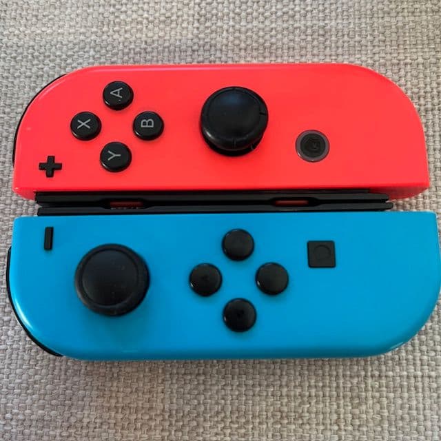 任天堂Switch　本体