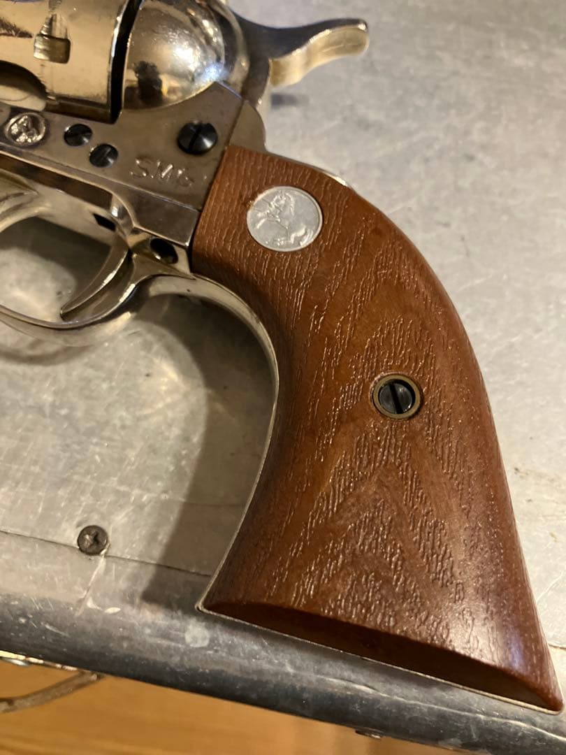 コクサイリボルバーモデルガン