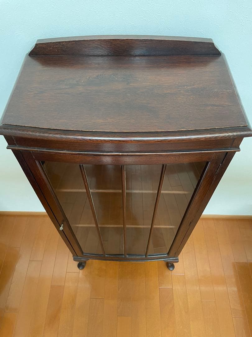 イギリスアンティーク家具　 ガラスキャビネット