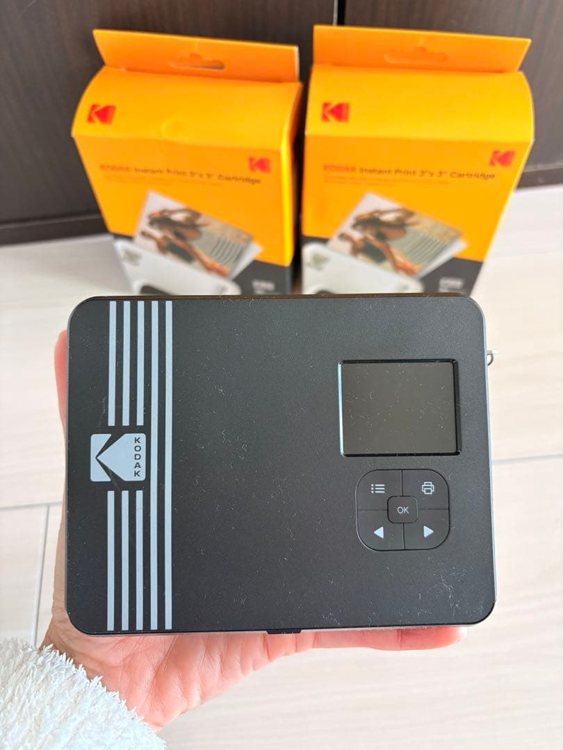 「新品」Kodak C300R インスタントカメラ 2個カートリッジ付き