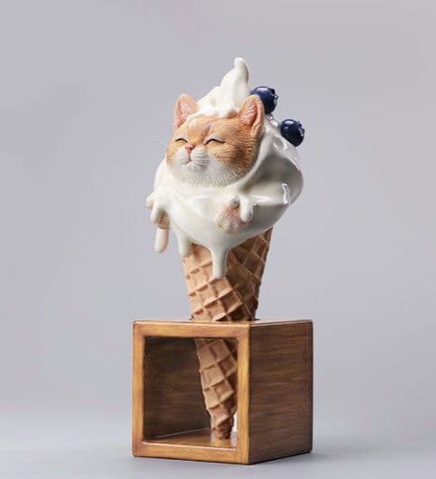 キティ コーンJXKスタジオ リアルねこソフトクリームフィギュア♡在庫２個のみ①