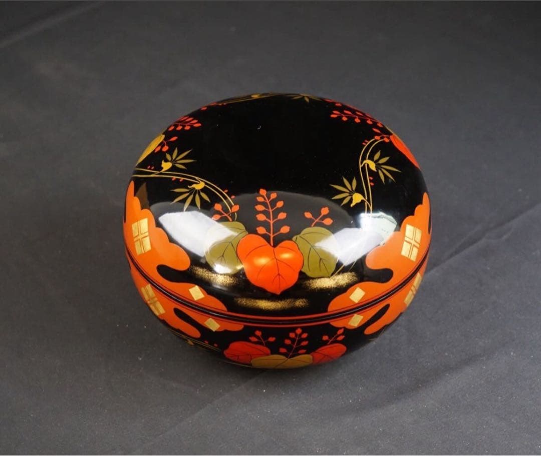 塗師 道場宗廣 作 黒真塗 正法寺 大喰籠 共箱 茶道具 桐紋 菓子器