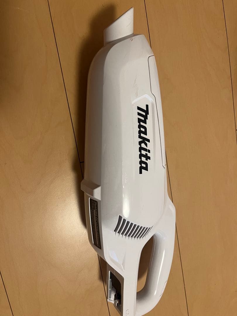 Makita 充電式クリーナー　CL107FD