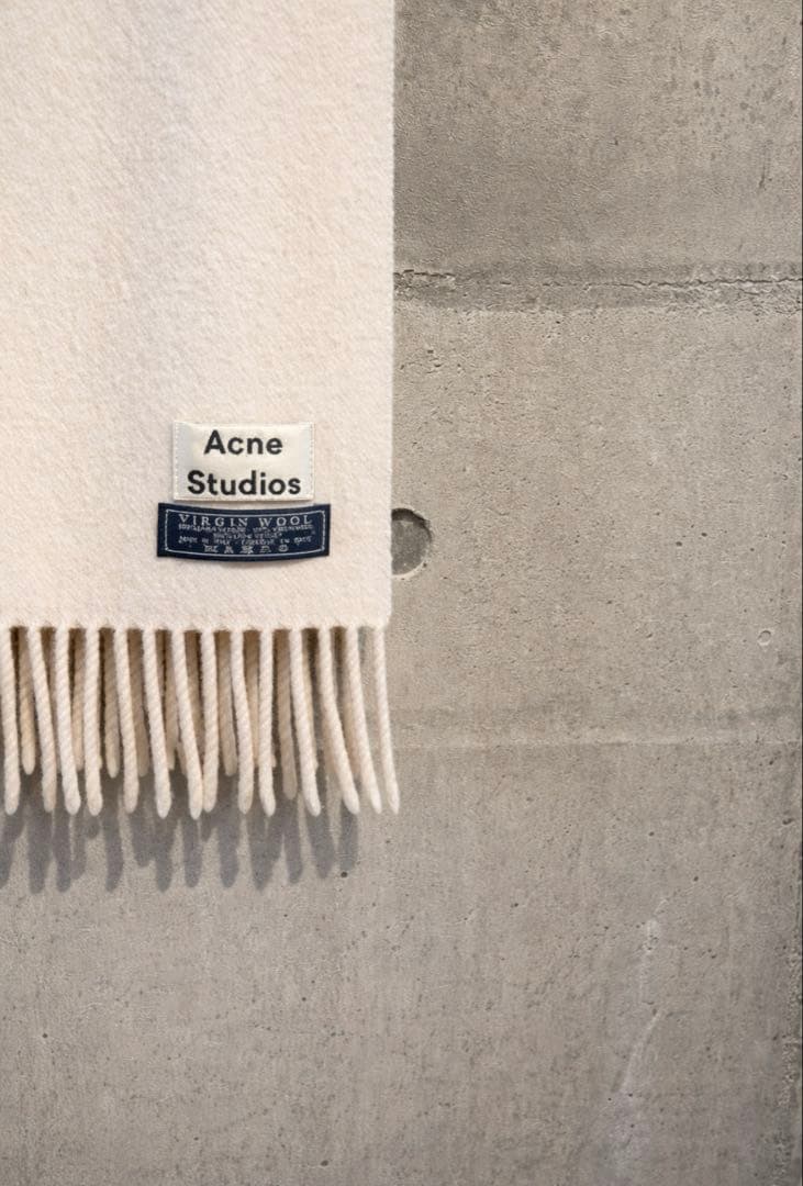 優*美様 Acne Studiosアクネストゥディオ　マフラー白色