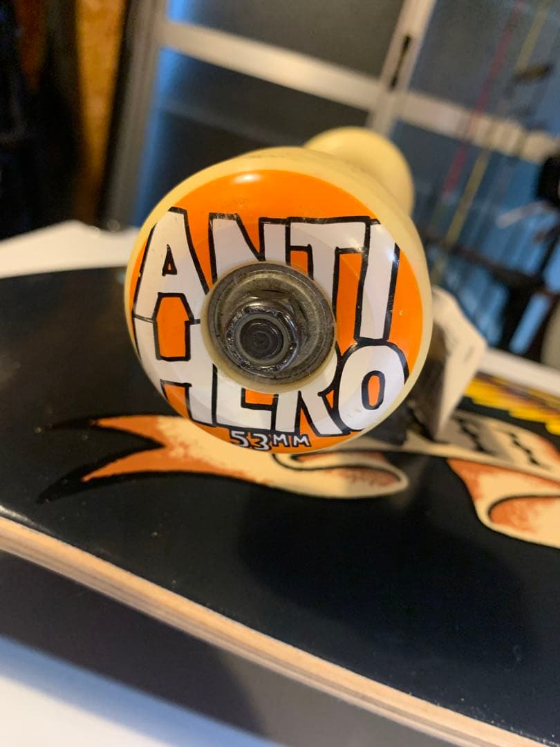 ANTIHERO スケボー　スケートボード　コンプリート