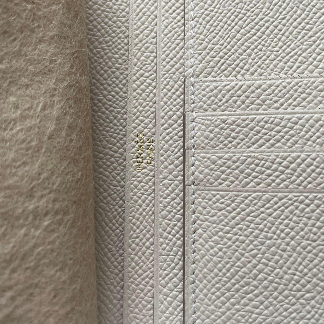 新品　未使用　HERMES エルメス　ベアンコンパクト　クレ　ゴールド金具　財布