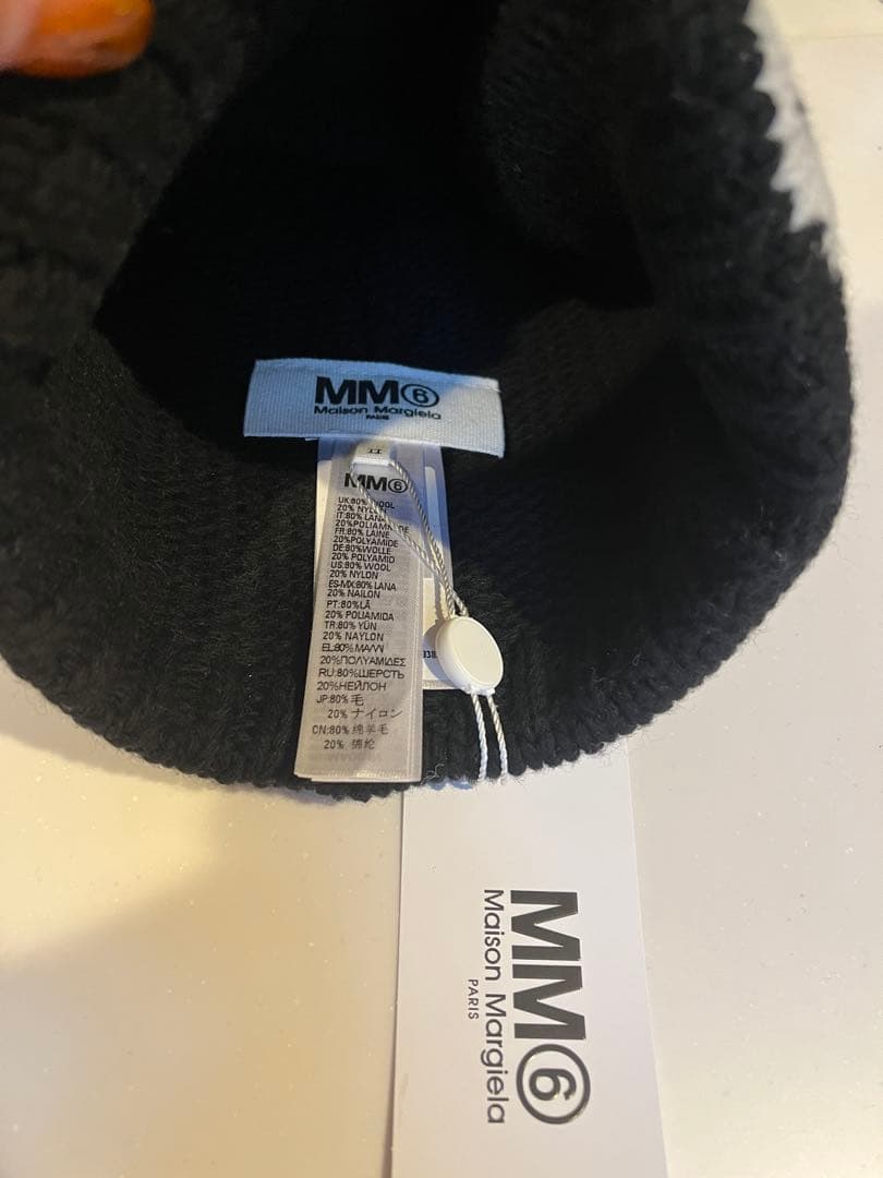 MM6 Maison Margiela ニット帽 黒・白