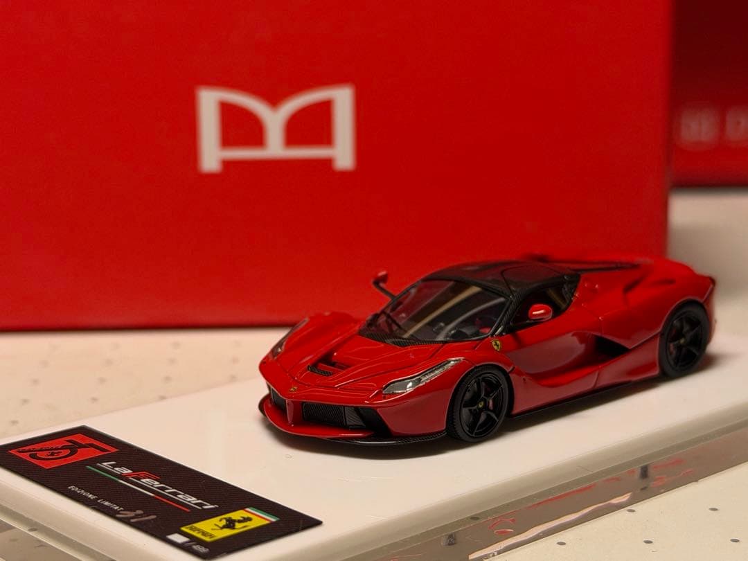 DMH 1/64 ラフェラーリ ロッソコルサ