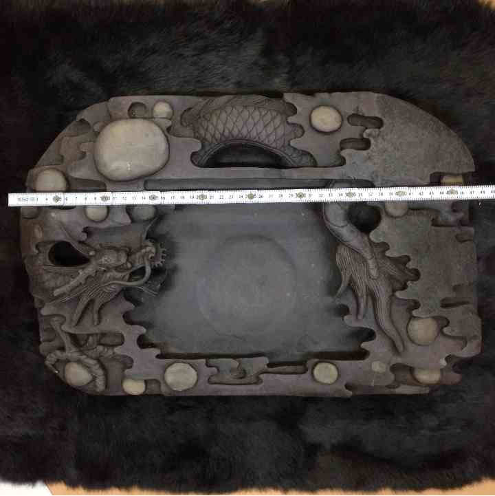 すずり  横 49cm   縦 33cm  高さ11cm