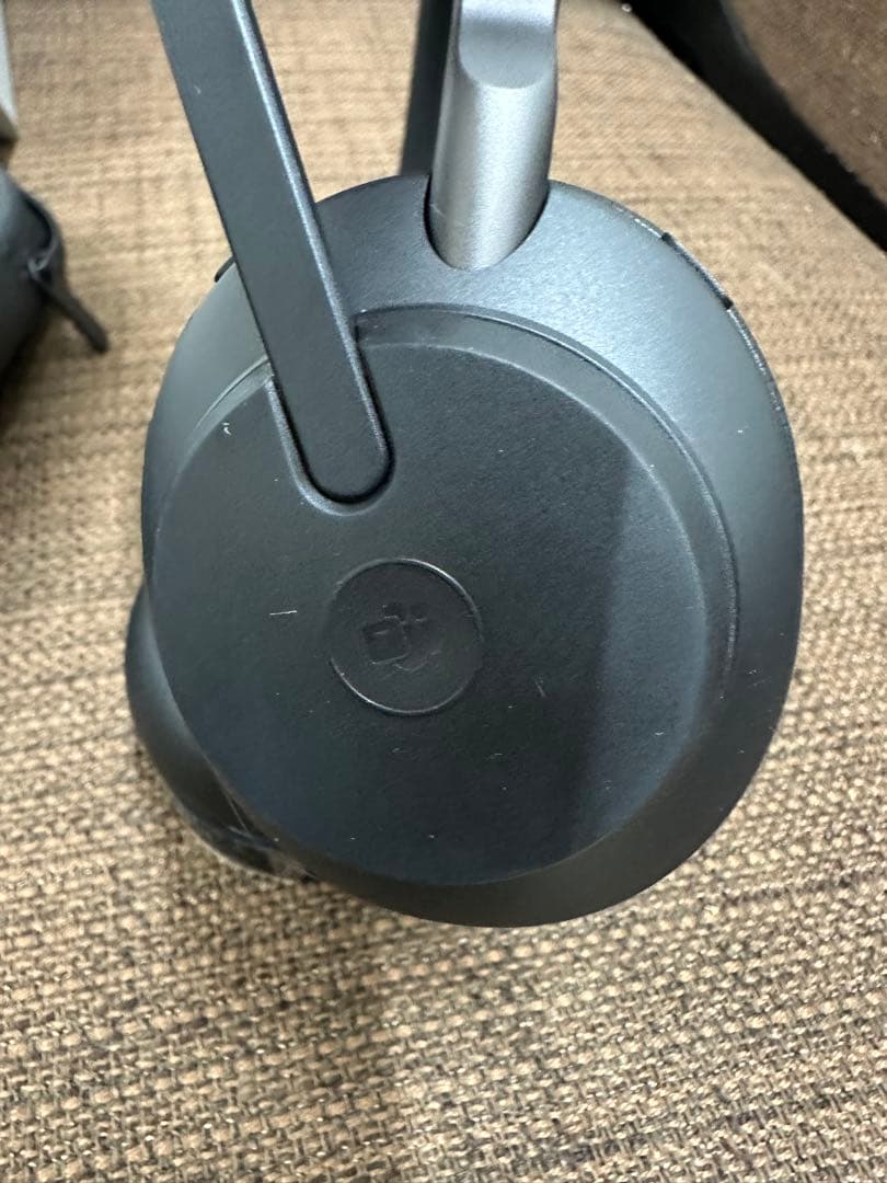 ⑧ Jabra Evolve2 65 USB-C ゲーミングヘッドフォン