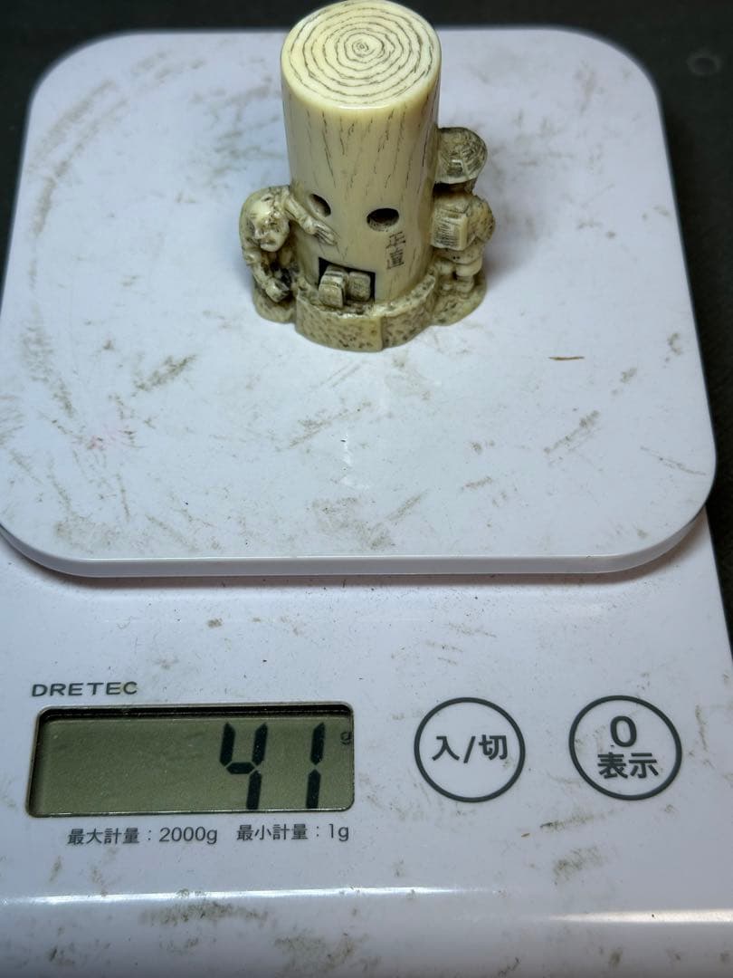 極上　根付　奈良 大仏柱 煙草 大彫刻 置物　細密細工　骨董　アンティーク在銘