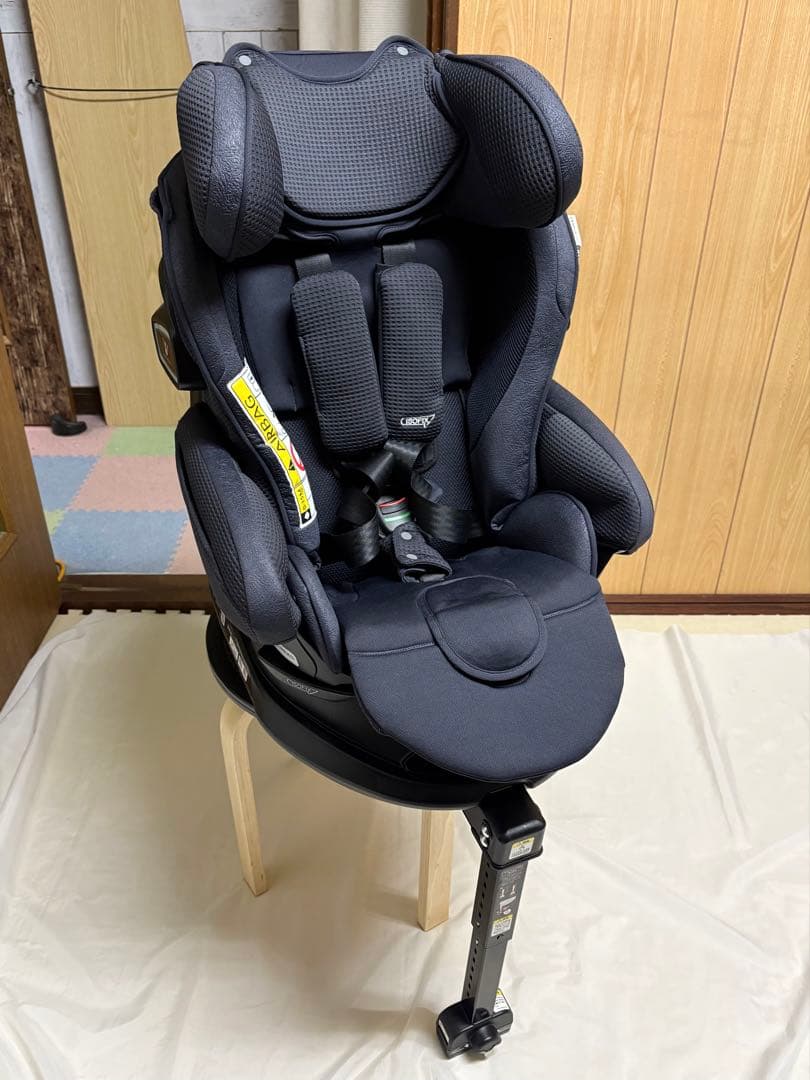 アップリカ フラディアグロウ ISOFIX セーフティープラス プレミアム 美品
