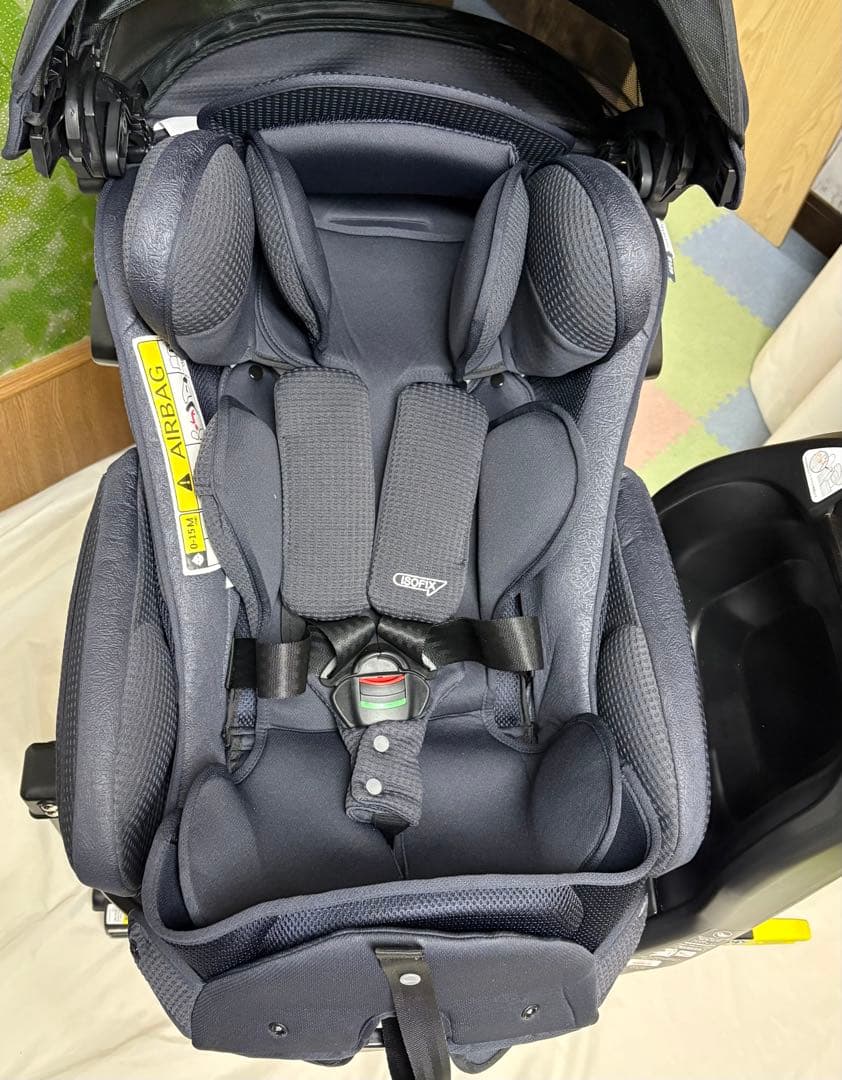 アップリカ フラディアグロウ ISOFIX セーフティープラス プレミアム 美品
