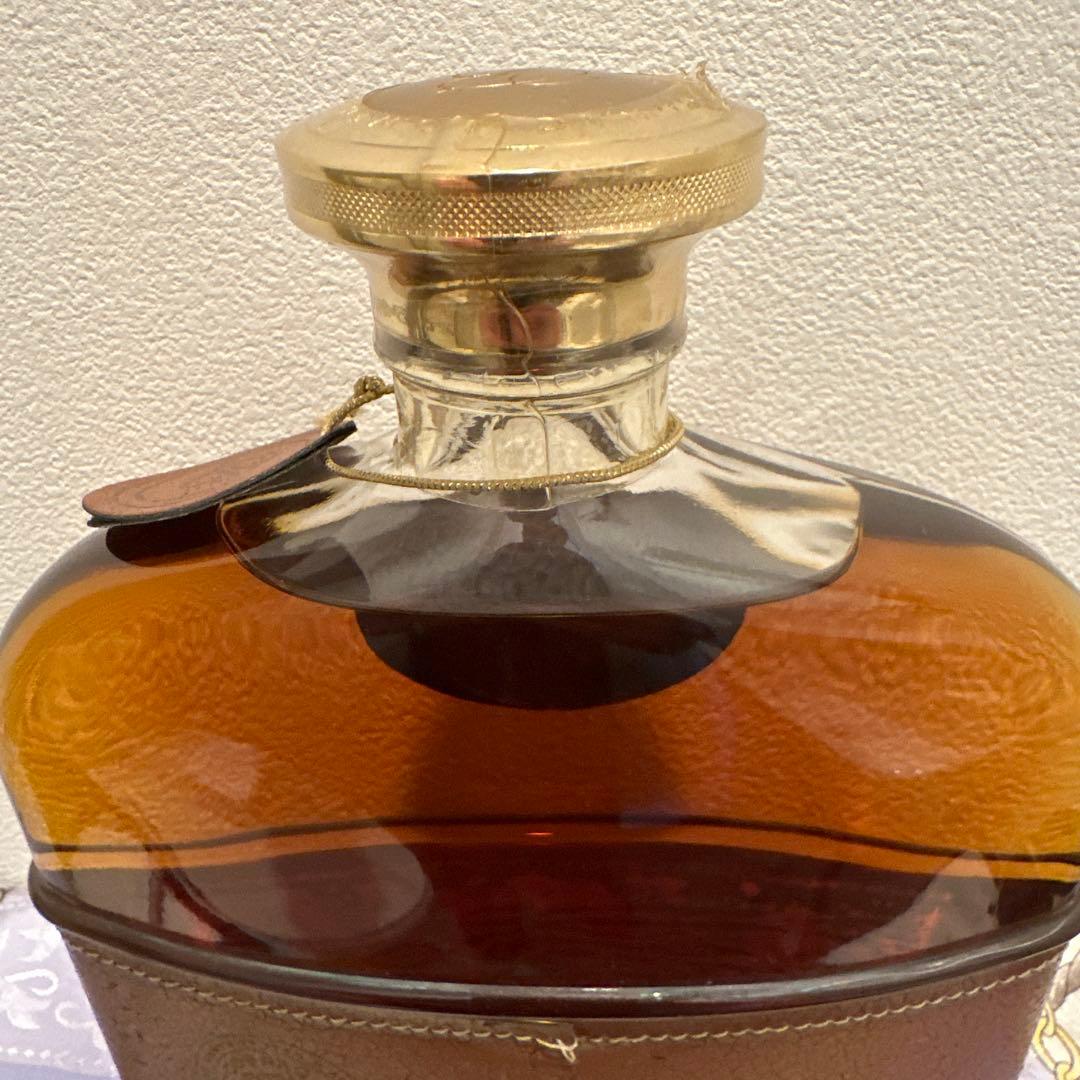 新年会に高級なお酒BOWEN EXTRAコニャック レザーラッピング