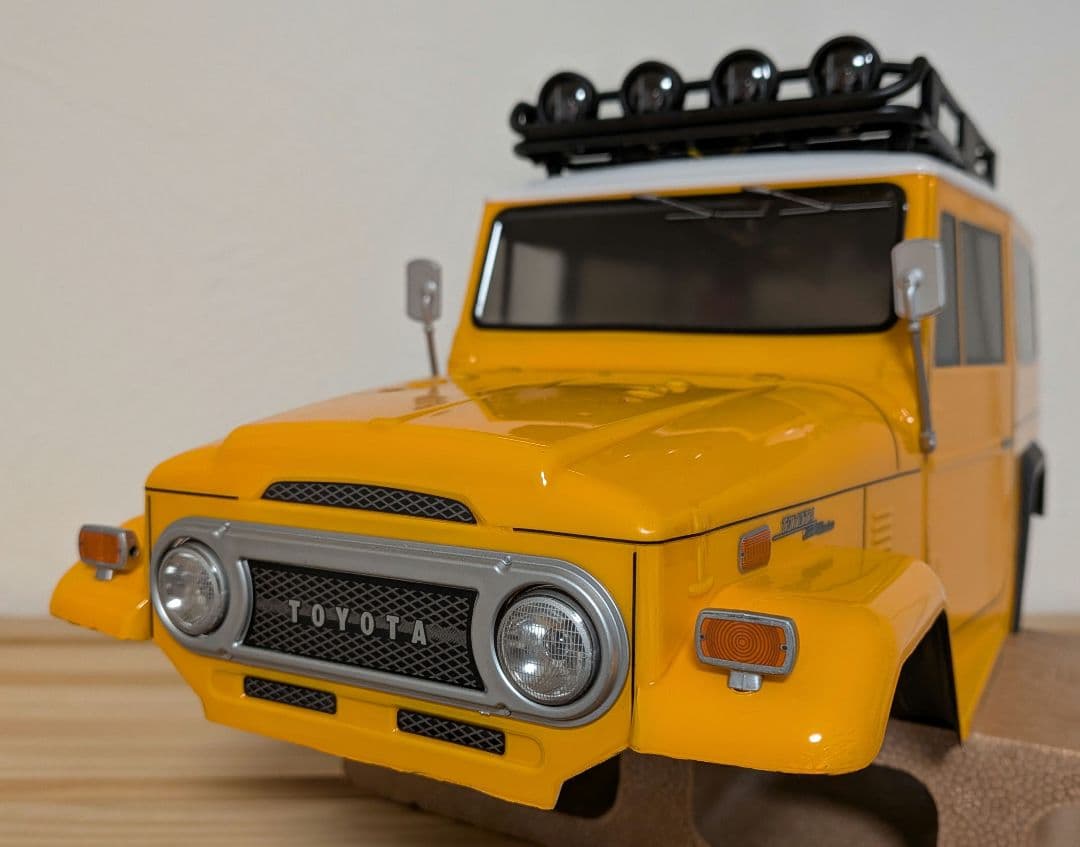 トヨタ ランドクルーザー40 キャメルイエロー LEDライト付き（中古）