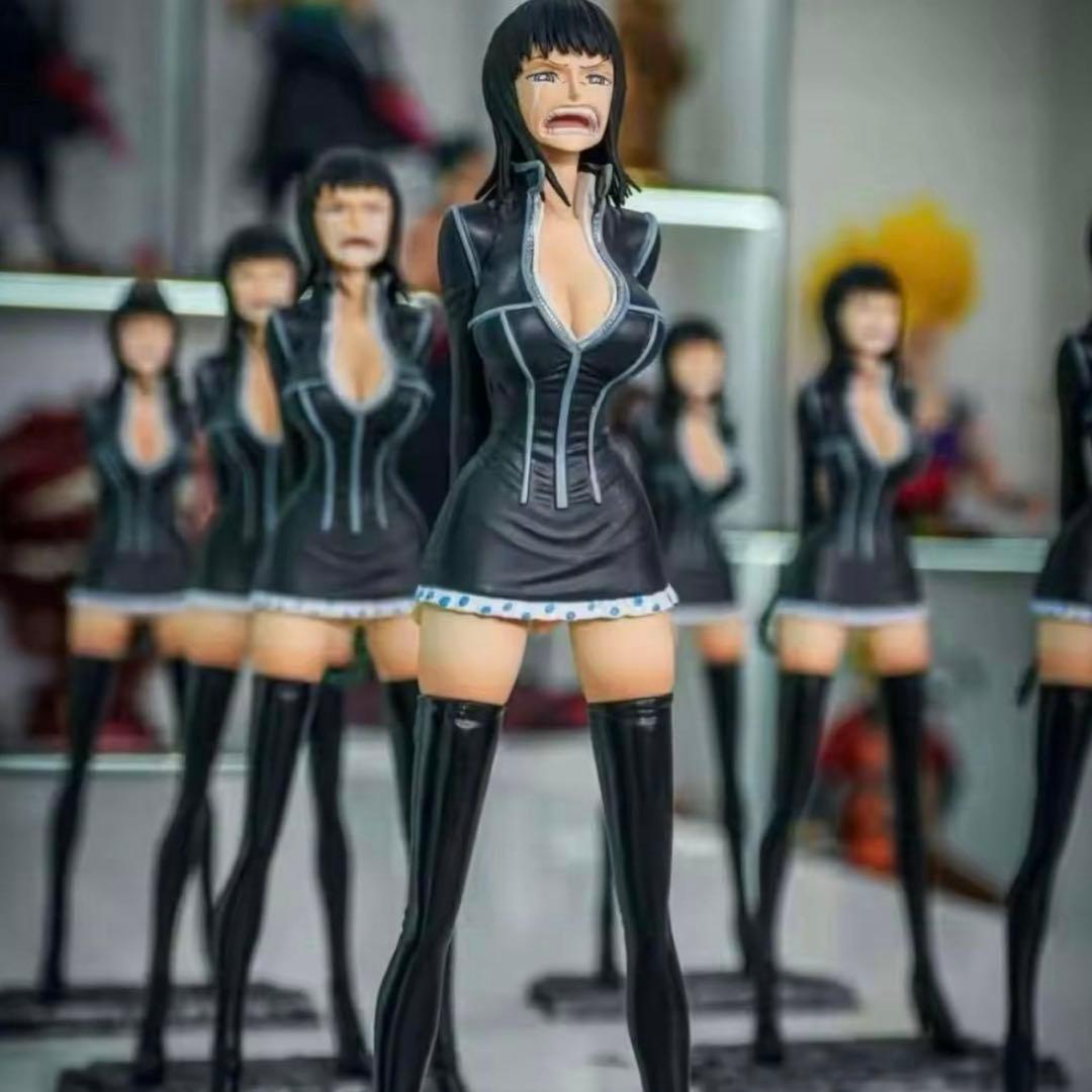 ワンピース ニコ・ロビン ガレージキット