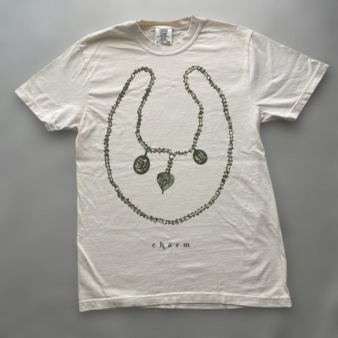 clairo charm Tシャツ