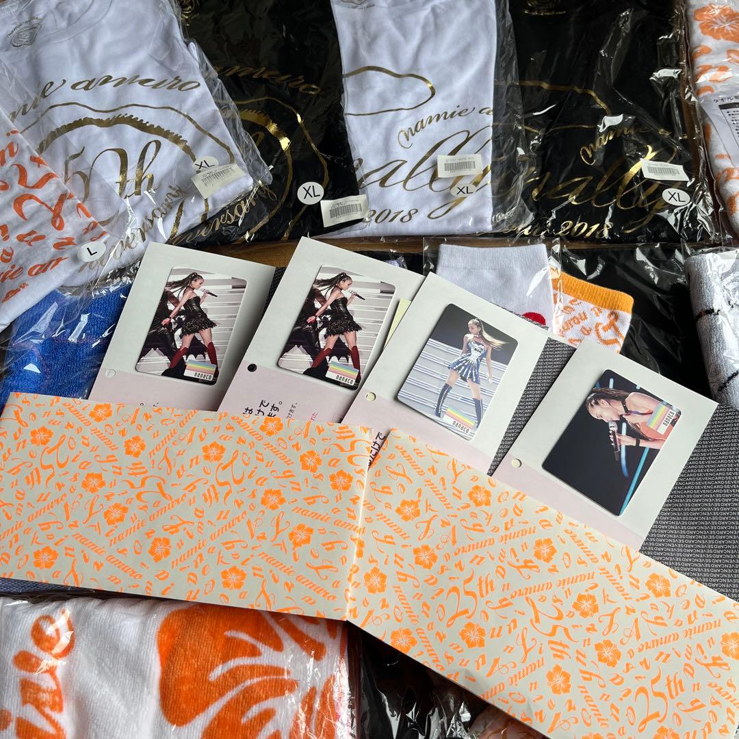 安室奈美恵　ライブグッズ