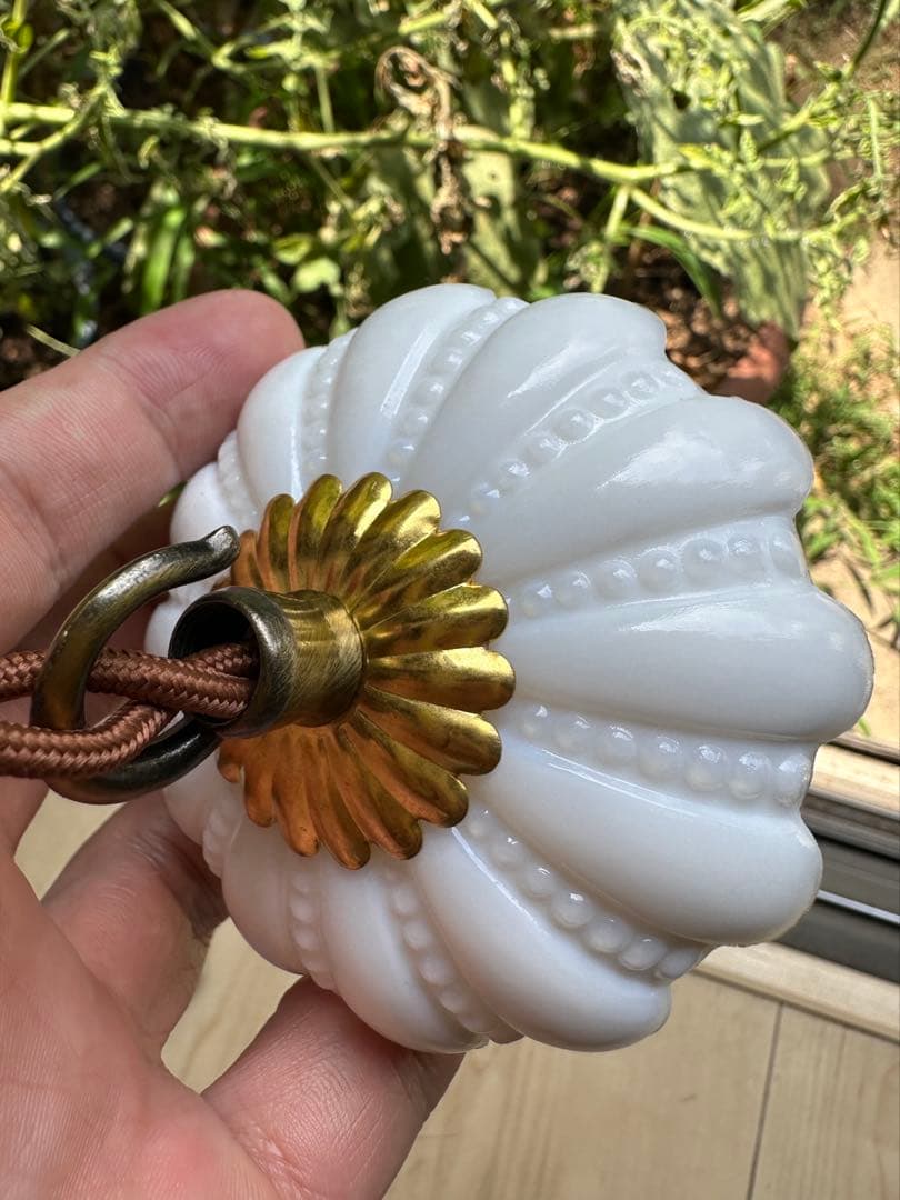 20年代 フランス アンティーク オパリンミルクガラスのお花アトリエランプ＊