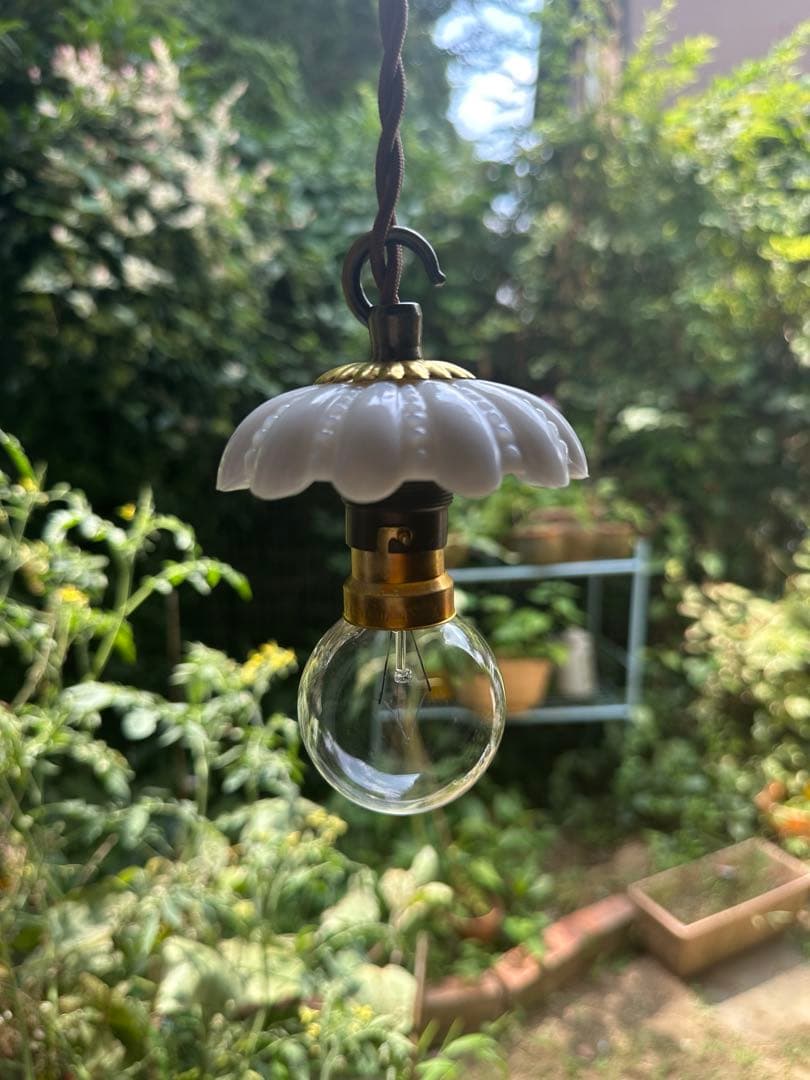 20年代 フランス アンティーク オパリンミルクガラスのお花アトリエランプ＊