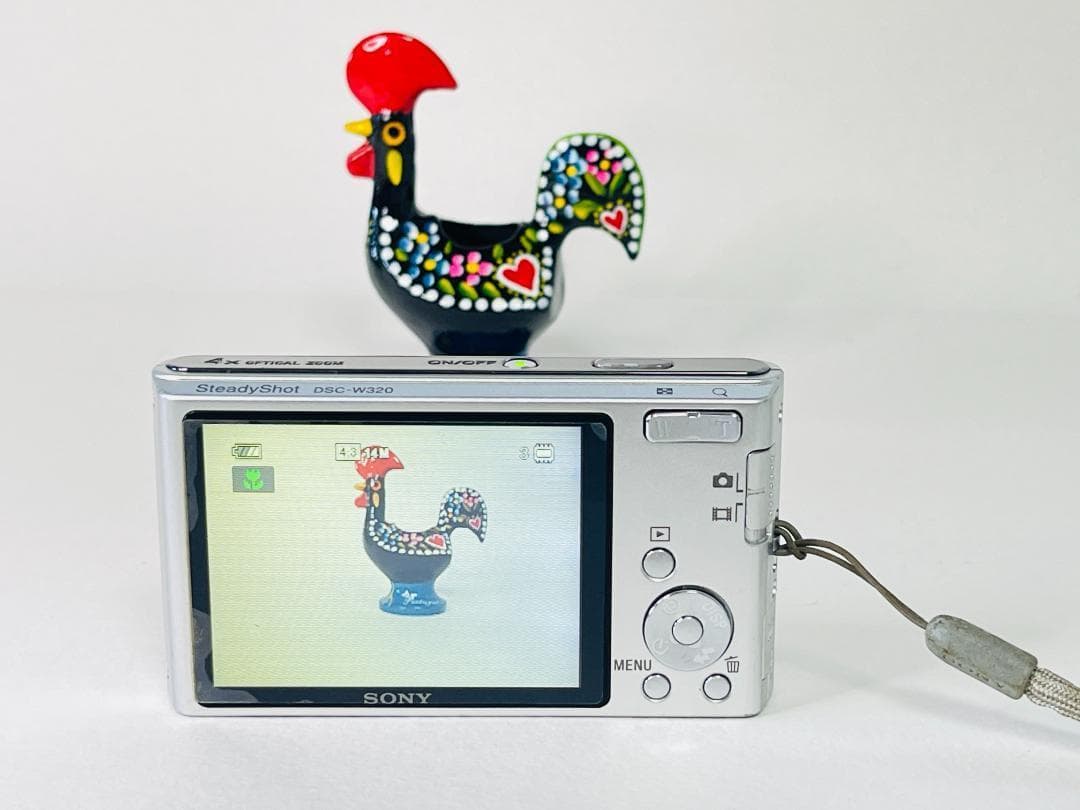 ❗️激安価格❗️デジカメ　本体　SONY DSC-W320 シルバー