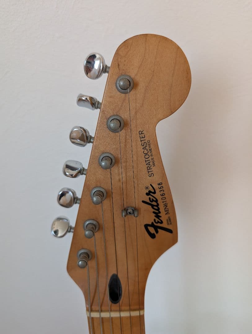 Fender Mexico Stratocaster ブラック