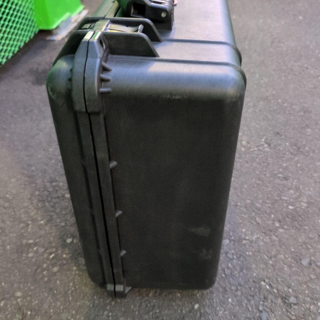 PELICAN ペリカン 　ハードケース