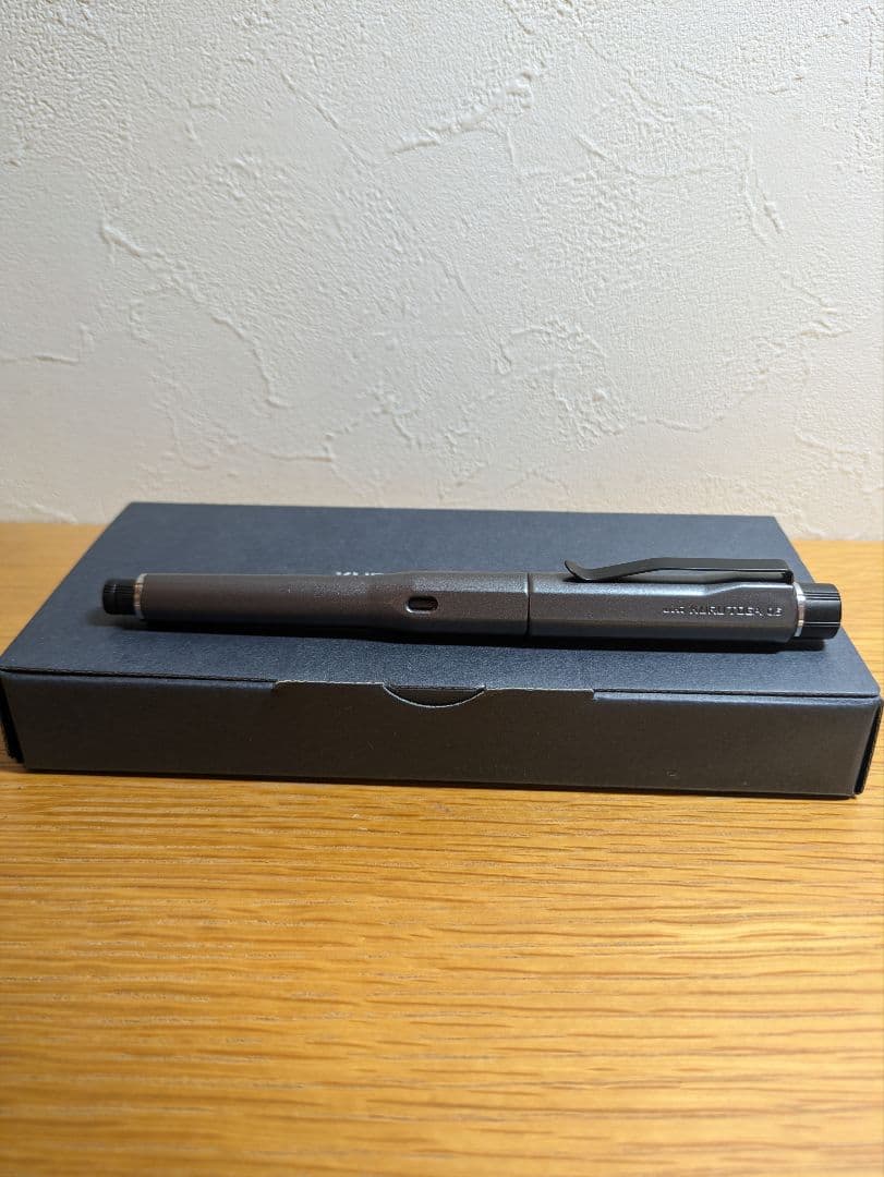 クルトガダイブ　ガンメタル塗装