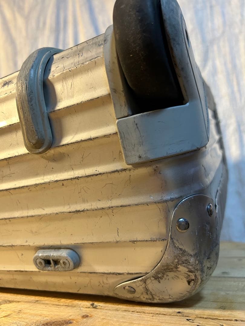 リモワ　パイロット　トロリー　二輪