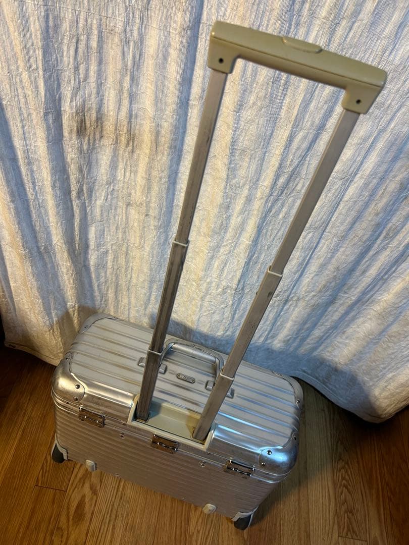 リモワ　パイロット　トロリー　二輪