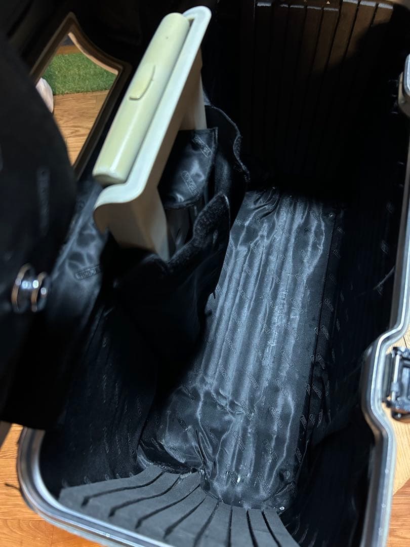 リモワ　パイロット　トロリー　二輪