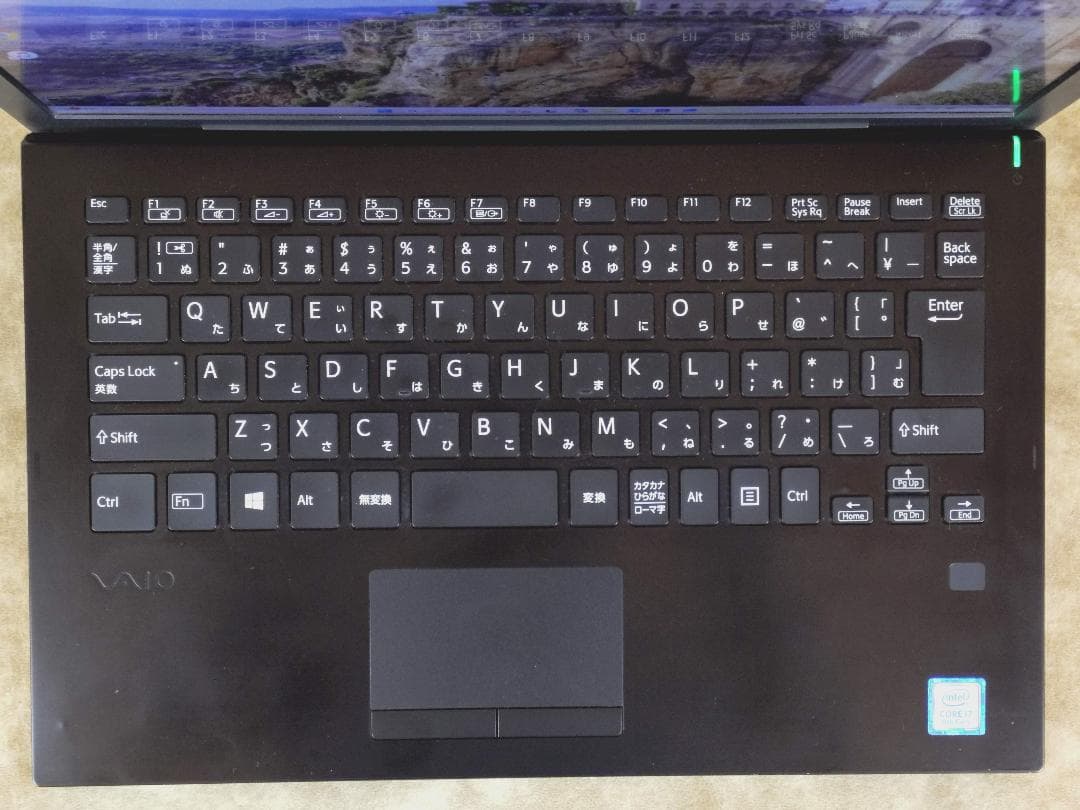 VAIO S13 第8世代Core i7、16GB、512GB