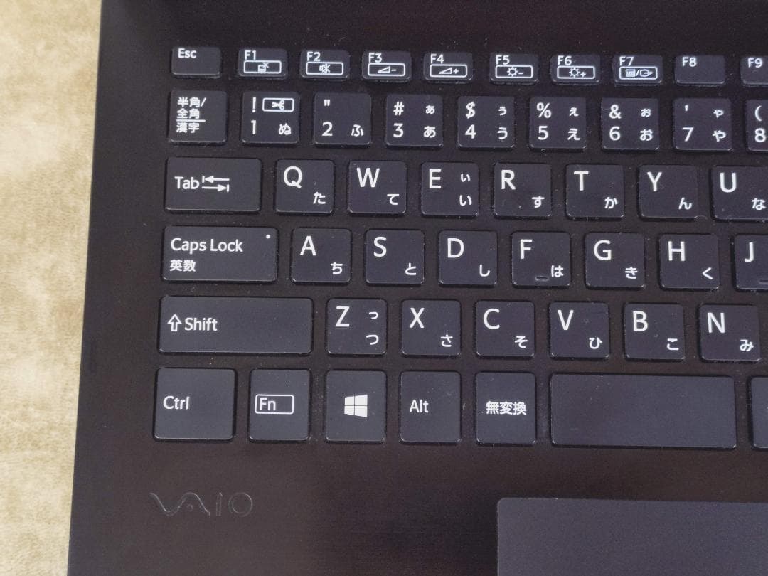 VAIO S13 第8世代Core i7、16GB、512GB