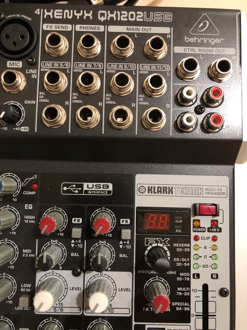 BEHRINGER XENYX QX1202USB インターフェイス エフェクト