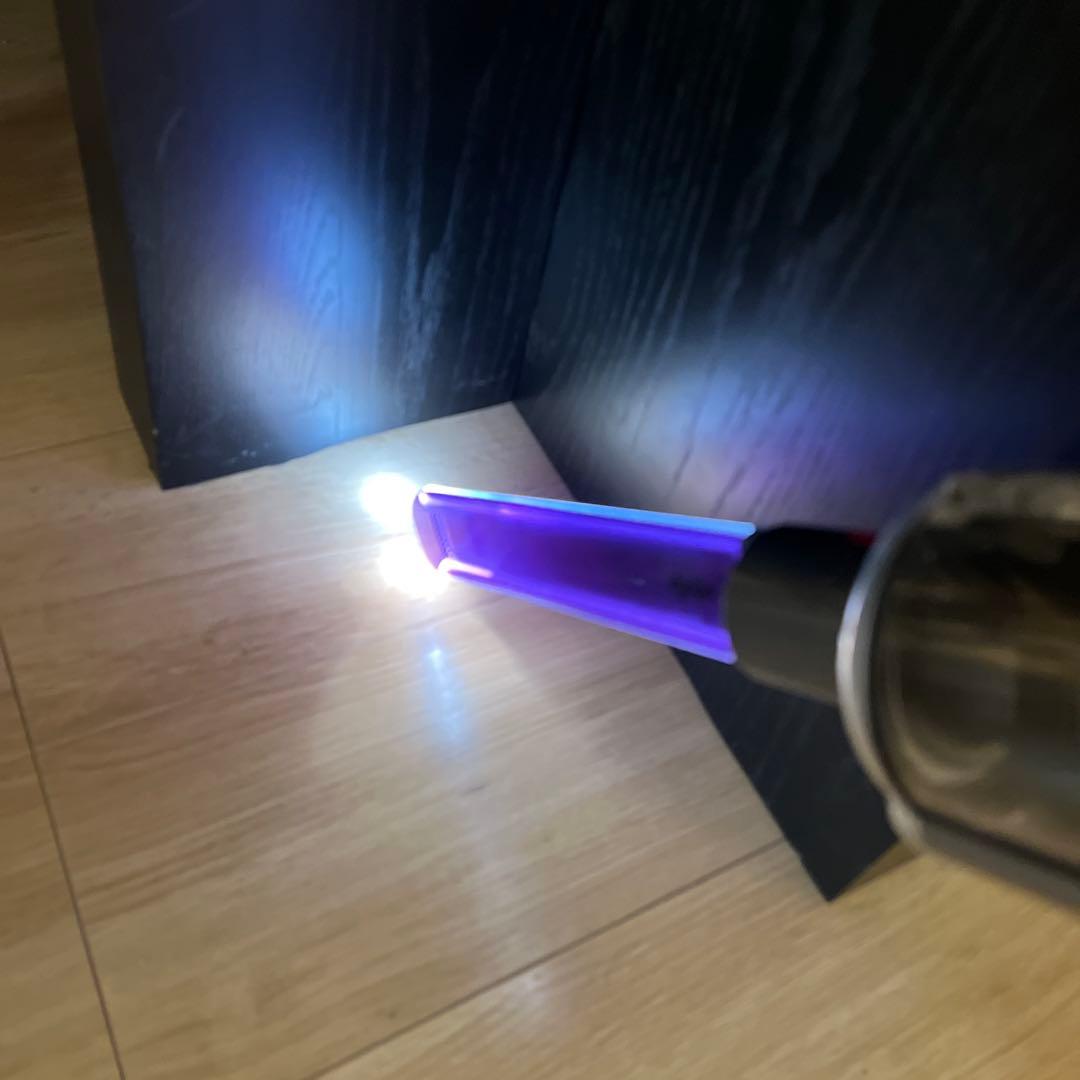 ダイソン SV21（軽量タイプ）LEDすきまノズル