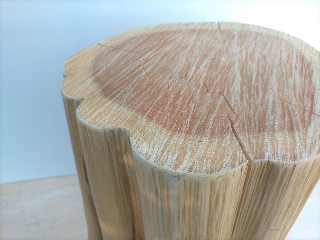 “山師の手作り” 樹齢100年 桧の切り株スツール キャンペーン期間限定