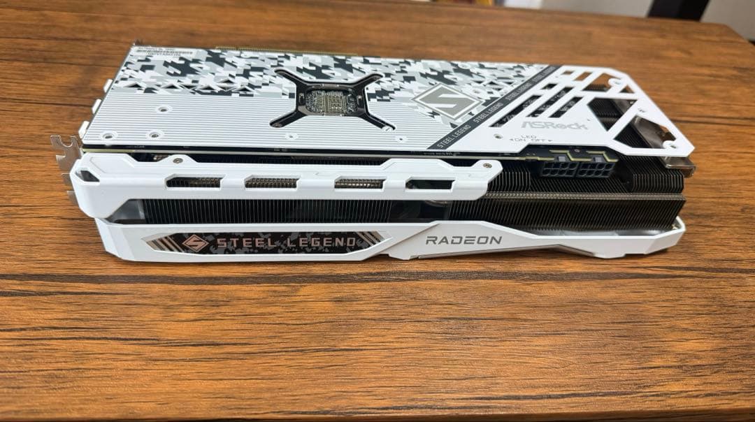 【使用時間少】Radeon RX 7800XT Steel Legend 16G