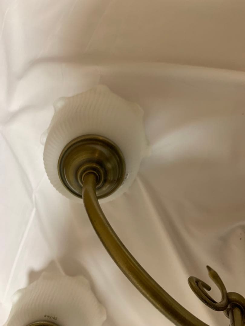 KOIZUM アンティーク　シャンデリア 6灯　フラワー　シェード