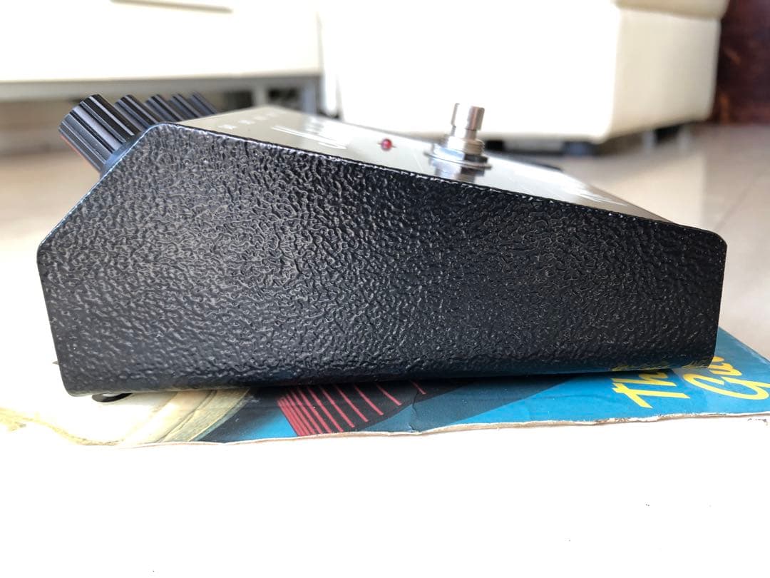 Marshall The Guv'nor (英国製) 【美品/ノブ2つにガリ音】